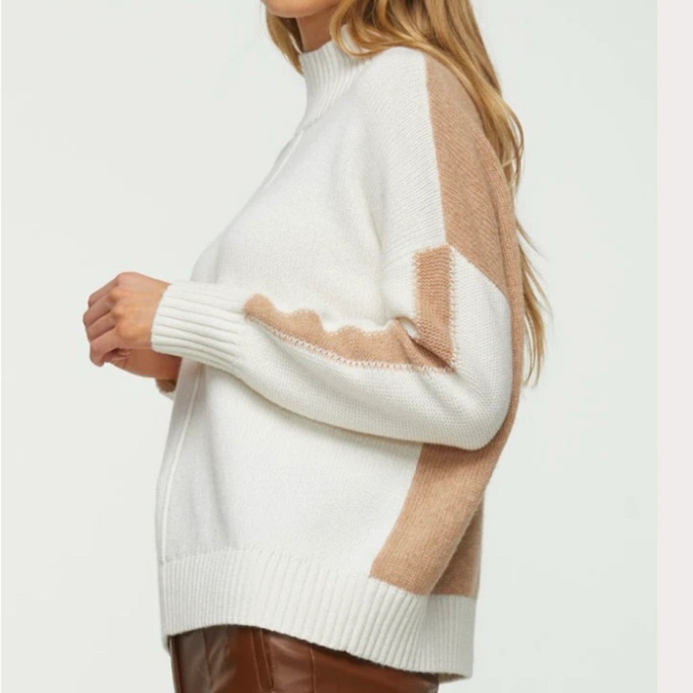 Zacket and Plover Cream‎ and Tan Turtleneck Colorblock Sweater